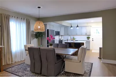 1376 W 74th Street, Loveland, OH 44102 - Photo 11