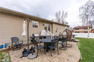 8628 Essex Ave NW, North Canton, OH 44720 - Photo 3