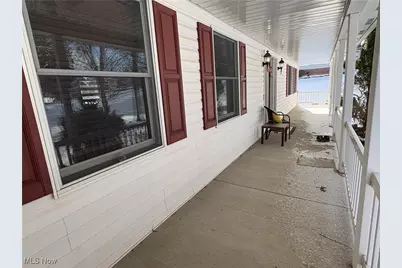 209 Maple Avenue, St Clairsville, OH 43950 - Photo 9