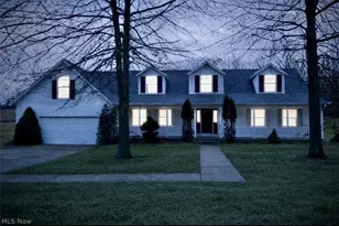 209 Maple Ave, St Clairsville, OH 43950 - Photo 3