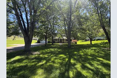 209 Maple Avenue, St Clairsville, OH 43950 - Photo 3