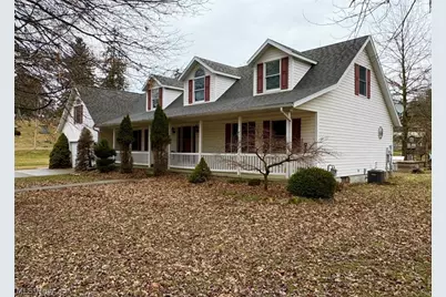 209 Maple Avenue, St Clairsville, OH 43950 - Photo 3