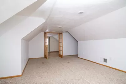 209 Maple Avenue, St Clairsville, OH 43950 - Photo 37
