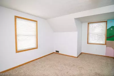 209 Maple Avenue, St Clairsville, OH 43950 - Photo 31