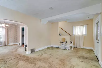 57 Waltz Drive, Barberton, OH 44203 - Photo 5