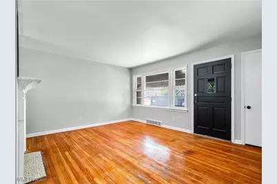 2195 N Taylor Road, Cleveland Heights, OH 44112 - Photo 15