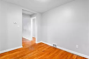 2195 N Taylor Rd, Cleveland Heights, OH 44112 - Photo 21