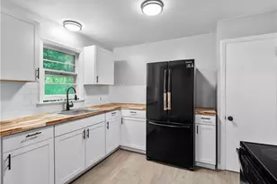 2195 N Taylor Rd, Cleveland Heights, OH 44112 - Photo 23