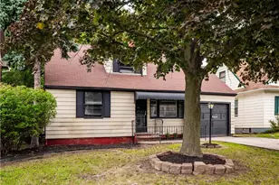 2195 N Taylor Rd, Cleveland Heights, OH 44112 - Photo 3