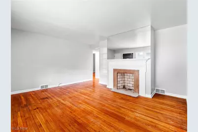 2195 N Taylor Road, Cleveland Heights, OH 44112 - Photo 17