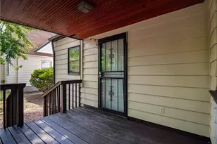 2195 N Taylor Rd, Cleveland Heights, OH 44112 - Photo 13