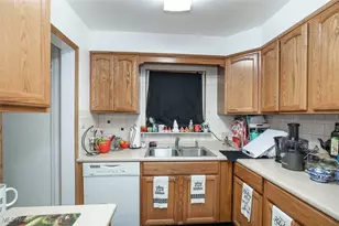 271 N Hawkins Ave, Akron, OH 44313 - Photo 11