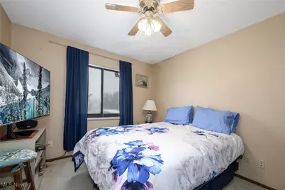 864 Kirkwall Drive, Akron, OH 44321 - Photo 13