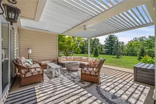 306 Dunbar Cir, Grandview Heights, OH 44147 - Photo 33