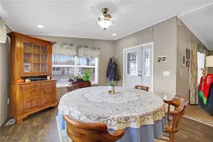 32 C St SW, Navarre, OH 44662 - Photo 15