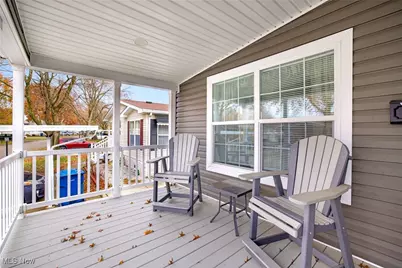 32 C Street SW, Navarre, OH 44662 - Photo 5