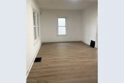 1711 Manhattan, Youngstown, OH 44509 - Photo 7