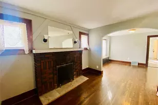 2420 E Market St, Akron, OH 44312 - Photo 9