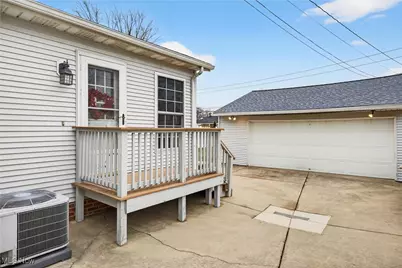 29566 Shaker Drive, Wickliffe, OH 44092 - Photo 47