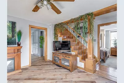 3889 Bradley Street, Mogadore, OH 44260 - Photo 5