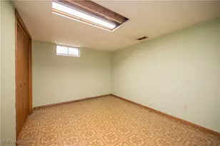 3990 Claridge Dr, Austintown, OH 44511 - Photo 39