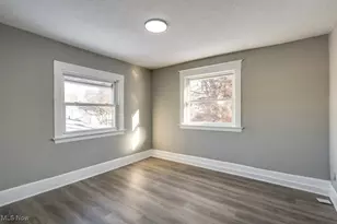 561 Melrose St, Akron, OH 44305 - Photo 21