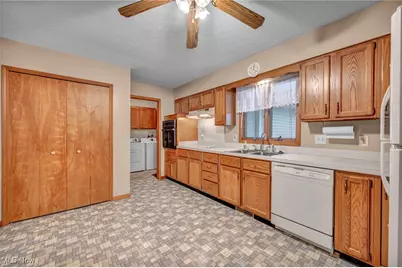 708 Dorn Drive, Sandusky, OH 44870 - Photo 11