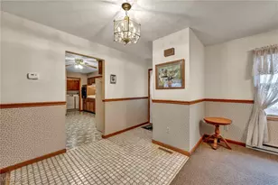 708 Dorn Dr, Sandusky, OH 44870 - Photo 9