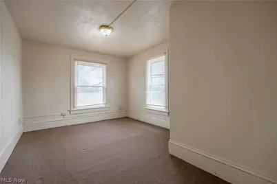 900 4th Street SW, Canton, OH 44707 - Photo 17