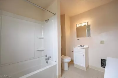 900 4th Street SW, Canton, OH 44707 - Photo 21