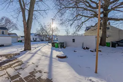 464 E 250th Street, Euclid, OH 44132 - Photo 37