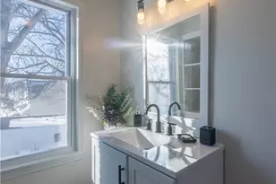 464 E 250th St, Euclid, OH 44132 - Photo 27