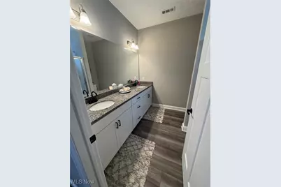 726 Cedar Crest Drive, Elyria, OH 44035 - Photo 21