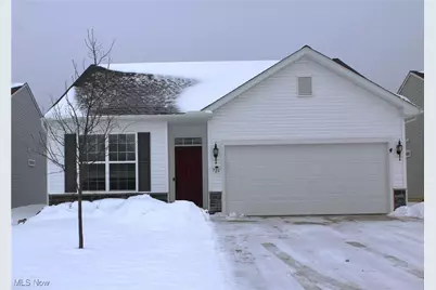 726 Cedar Crest Drive, Elyria, OH 44035 - Photo 1