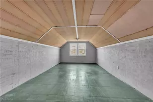 917 Helmsdale Rd, Cleveland Heights, OH 44112 - Photo 21