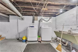 917 Helmsdale Rd, Cleveland Heights, OH 44112 - Photo 25