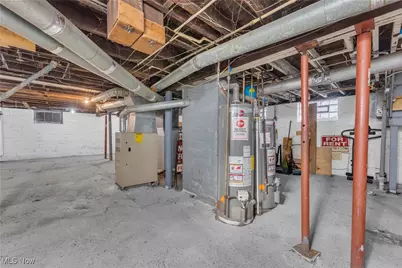 917 Helmsdale Road #2/UP, Cleveland Heights, OH 44112 - Photo 27