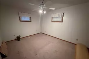 594 Center St W, Warren, OH 44481 - Photo 7