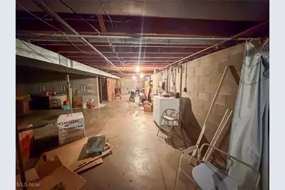 594 Center Street W, Warren, OH 44481 - Photo 21