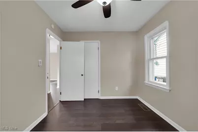 18804 Rockland Avenue, Loveland, OH 44135 - Photo 11