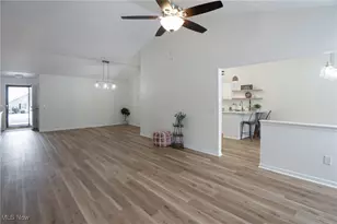 10344 Sudbury Cir NW, North Canton, OH 44720 - Photo 9