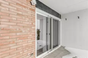 2331 E Market St, Akron, OH 44312 - Photo 11