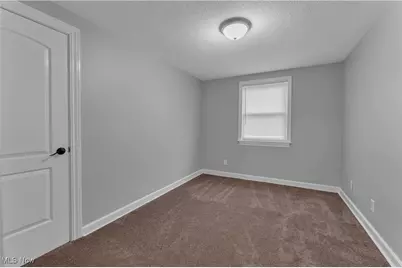 627 Poland Avenue, Struthers, OH 44471 - Photo 19