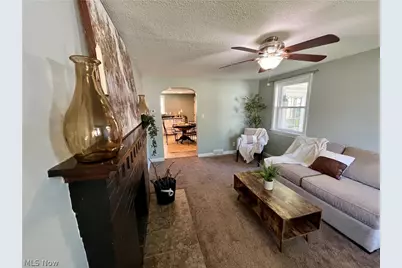 627 Poland Avenue, Struthers, OH 44471 - Photo 7