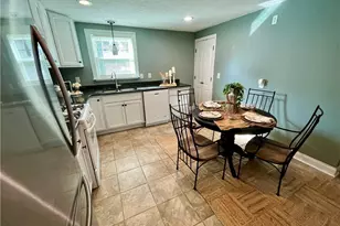 627 Poland Ave, Struthers, OH 44471 - Photo 9
