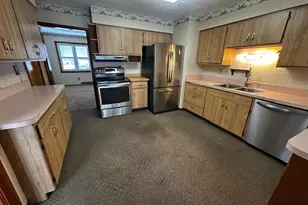 350 Beebe Ave, Elyria, OH 44035 - Photo 7