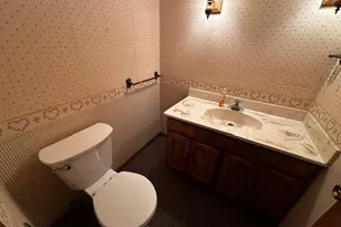 350 Beebe Ave, Elyria, OH 44035 - Photo 13