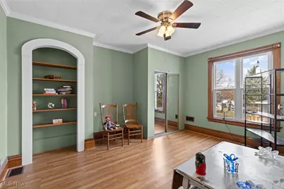 1011 Parriott Avenue, Moundsville, WV 26041 - Photo 27