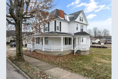 1011 Parriott Avenue, Moundsville, WV 26041 - Photo 3