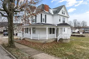 1011 Parriott Ave, Moundsville, WV 26041 - Photo 3